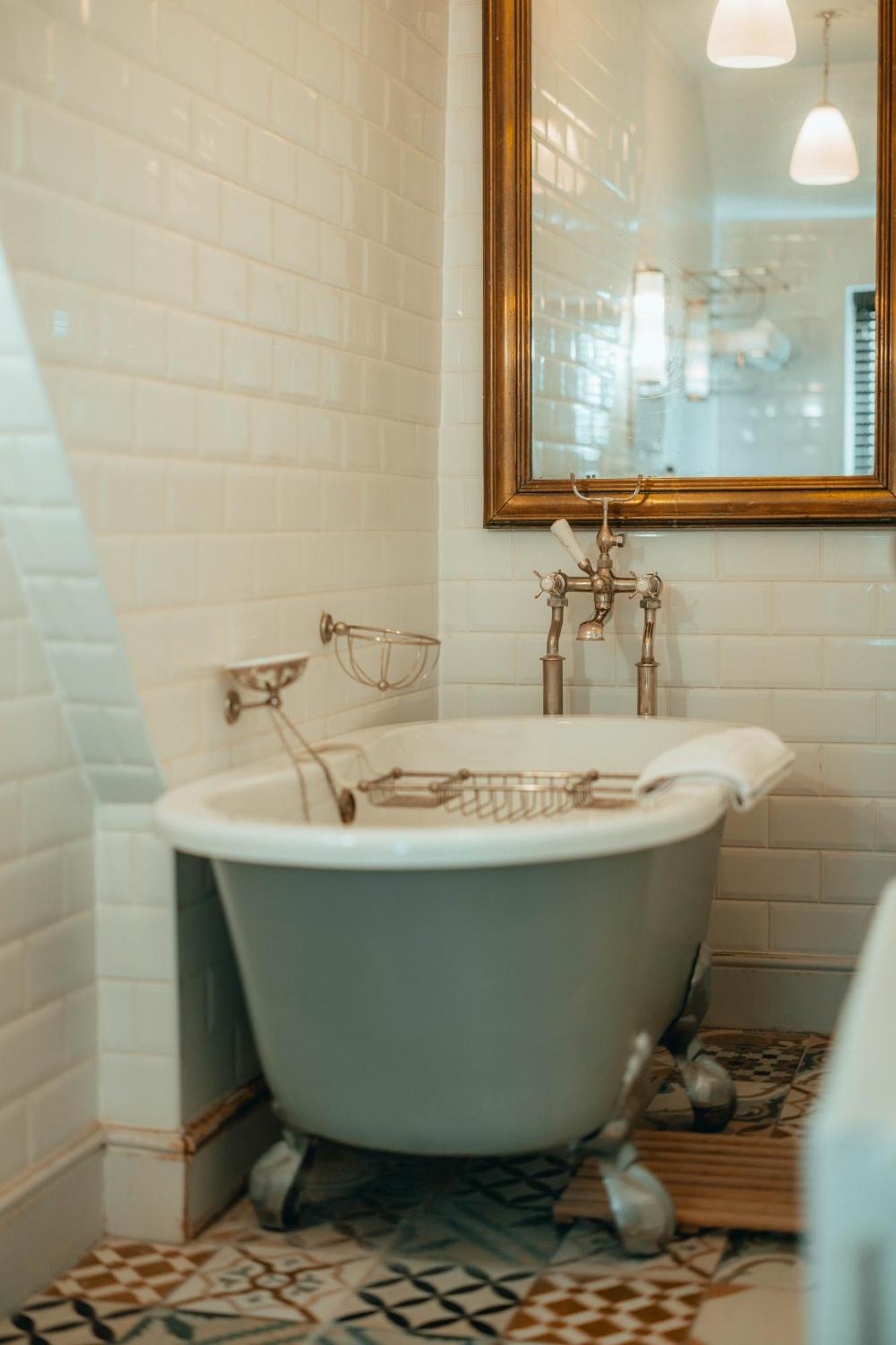 The Rudloe Near Bath - Marco Pierre White Hotel Corsham Bagian luar foto